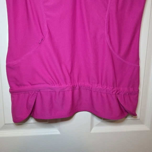 Athleta Women's Pink Short Sleeve Top Sz M - Picture 2 of 9